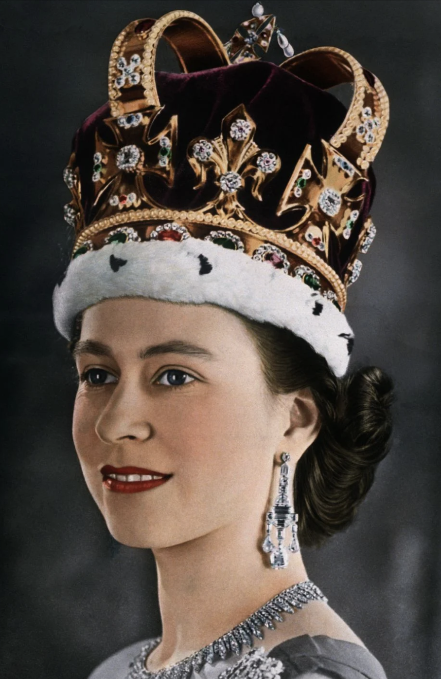 Queen Elizabeth with Crown